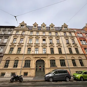  Apartament Honey Nook 3 Minutes From The Center